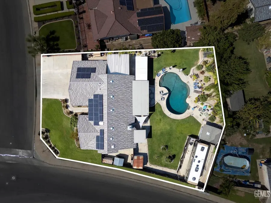 5102 SNOWDRIFT COURT, Bakersfield, CA 93313 - Image #2