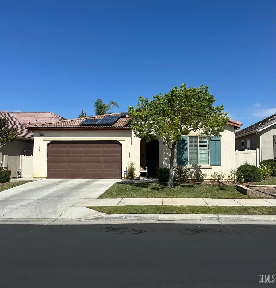 10026 BESANCON WAY, Bakersfield, CA 93306 - Image #2