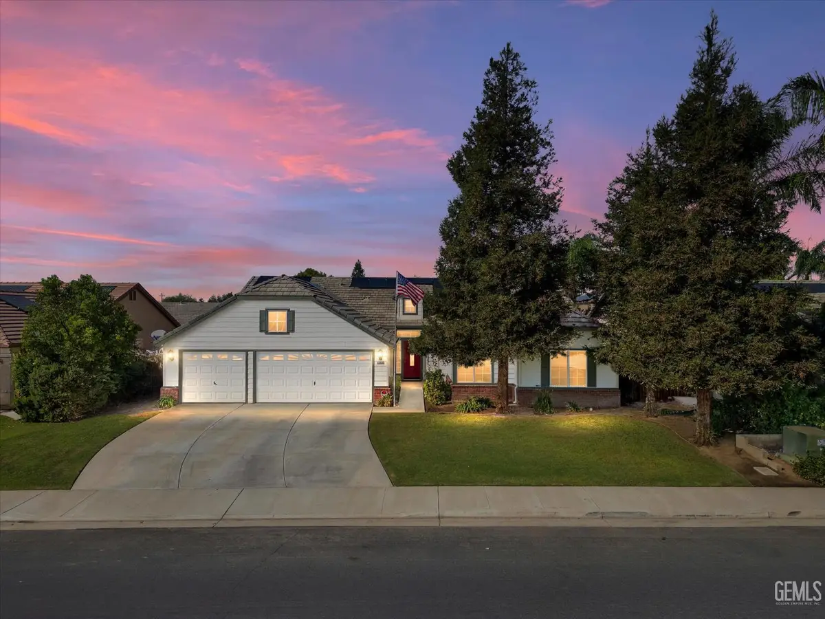 11326 VALLETTA AVENUE, Bakersfield, CA 93312 - Image #1