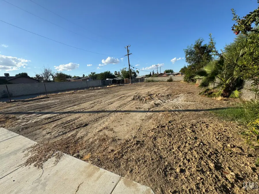 1034 11TH STREET, Wasco, CA 93280 - Image #2