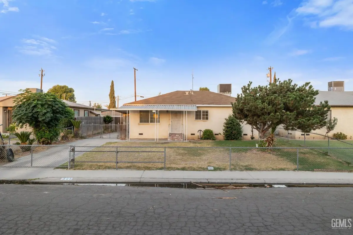 305 CURRAN STREET, Bakersfield, CA 93309 - Image #1