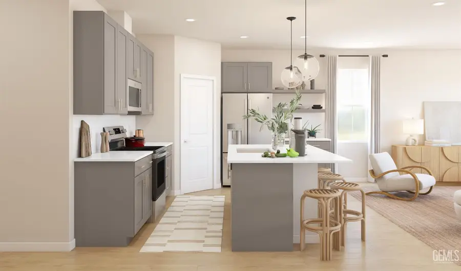 6210 MARCONI AVENUE, Bakersfield, CA 93313 - Image #3