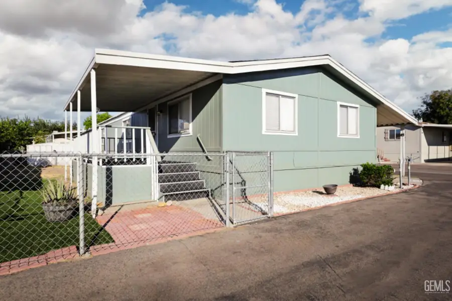 6351 AKERS ROAD #122, Bakersfield, CA 93313 - Image #2