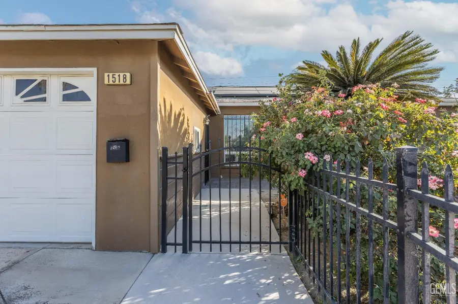 1518 9TH AVENUE, Delano, CA 93215 - Image #3