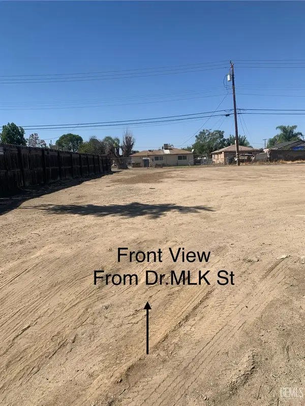 326 DR MARTIN L KING JR BOULEVARD, Bakersfield, CA 93307