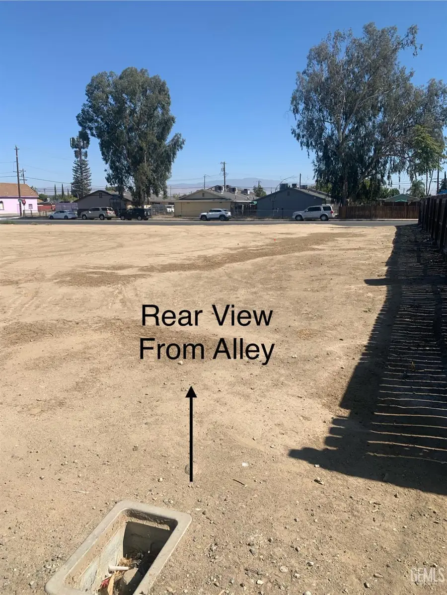 326 DR MARTIN L KING JR BOULEVARD, Bakersfield, CA 93307 - Image #2