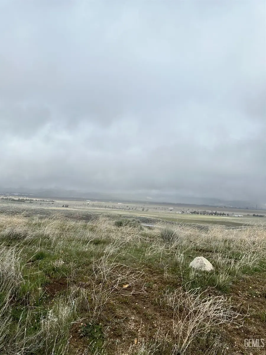 0 DOTTY COURT, Tehachapi, CA 93561 - Image #2