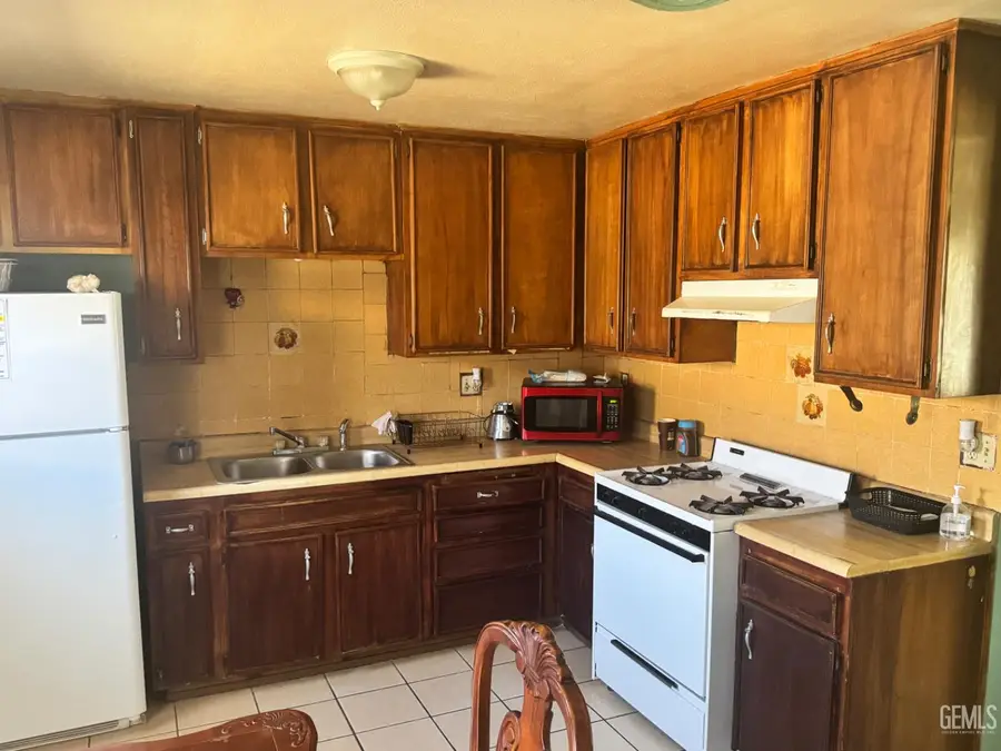 450 8TH STREET, McFarland, CA 93250 - Image #2