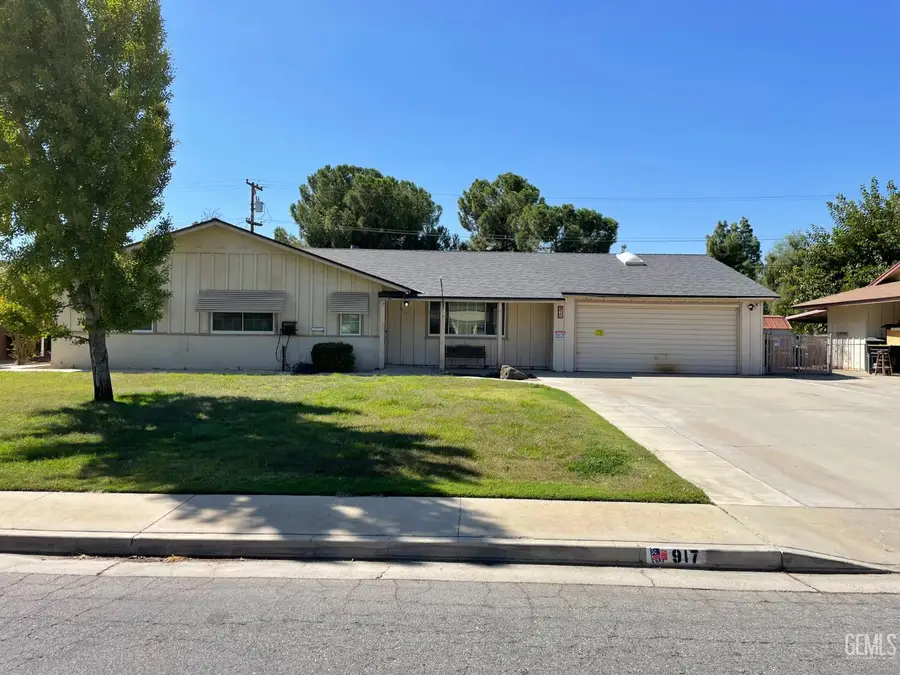 917 CHERRY HILLS DRIVE, Bakersfield, CA 93309 - Image #2