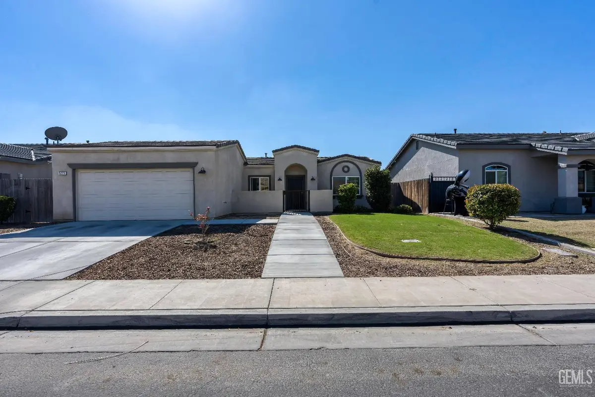 5223 CANAVERAL DRIVE, Bakersfield, CA 93307 - Image #1