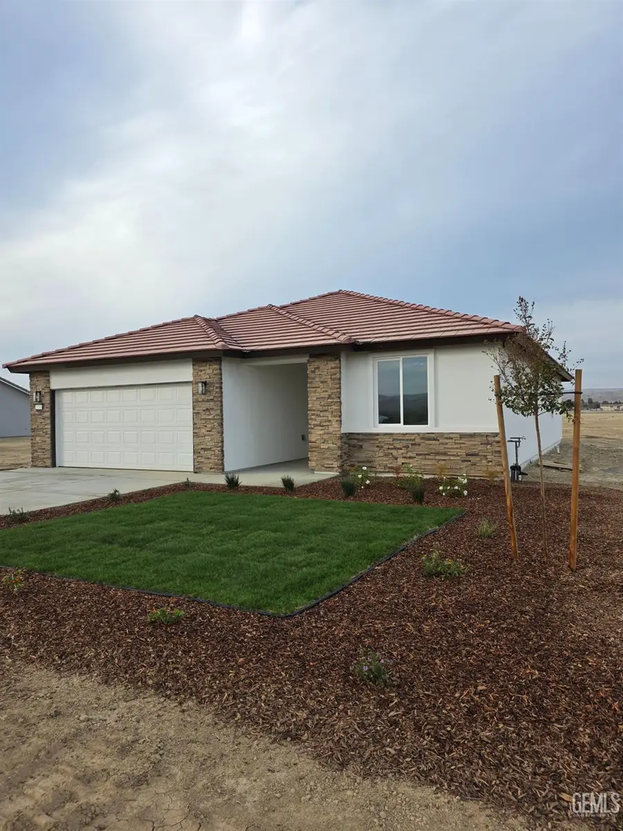 28108 VALLEY WEST ROAD, Taft, CA 93268 - Image #3