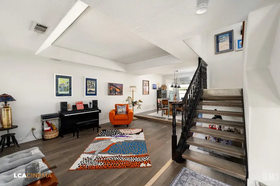 1116 SUSSEX CIRCLE, Bakersfield, CA 93311 - Image #2