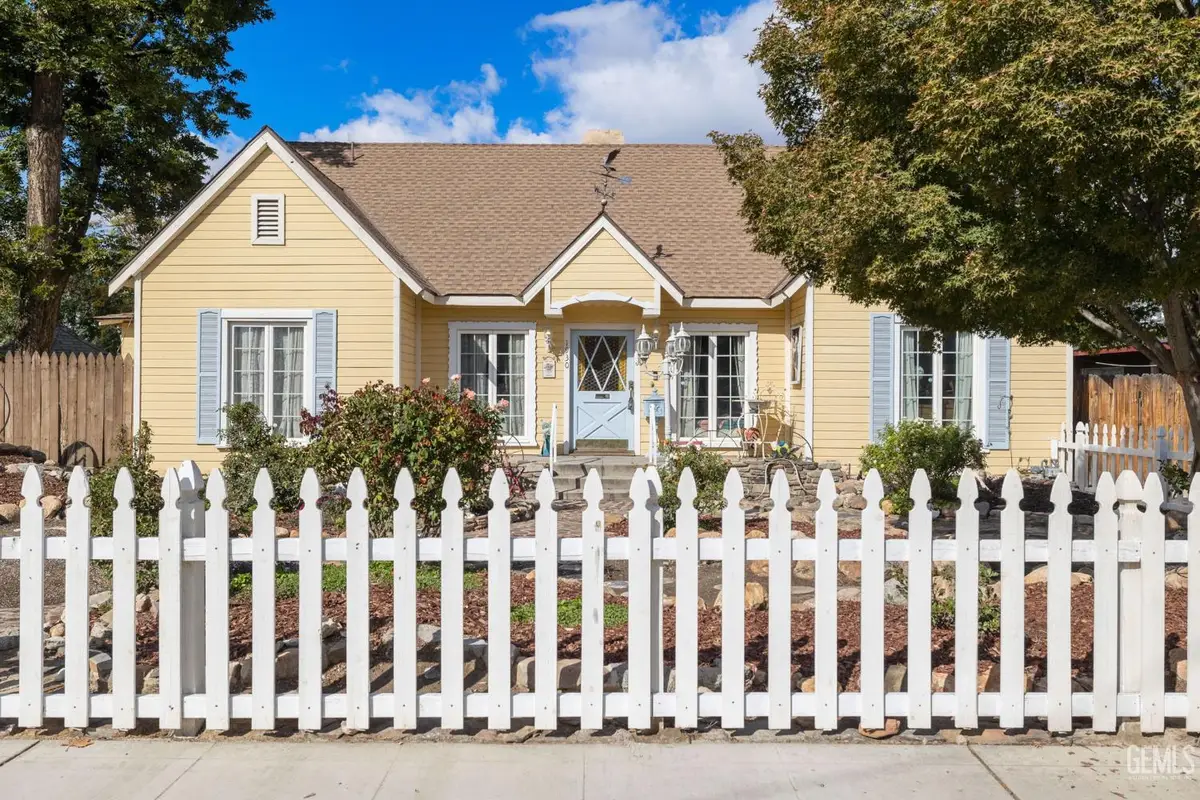 1930 DRACENA STREET, Bakersfield, CA 93304 - Image #1