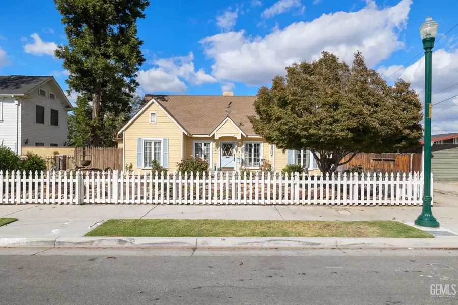 1930 DRACENA STREET, Bakersfield, CA 93304 - Image #2