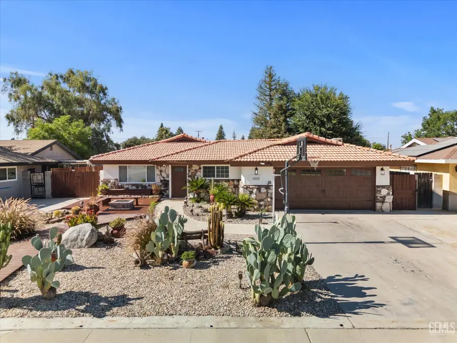 6008 CARTER AVENUE, Bakersfield, CA 93308 - Image #3