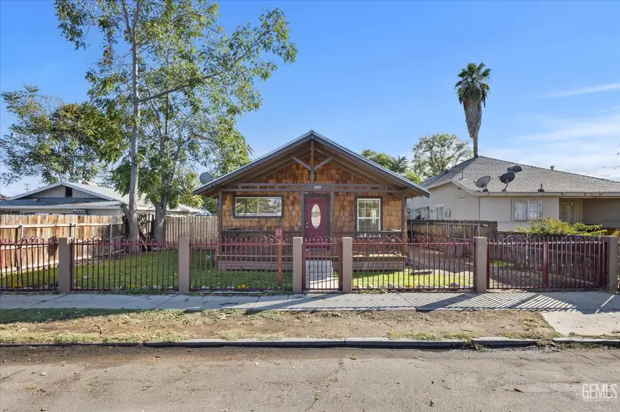 109 HUGHES AVENUE, Bakersfield, CA 93308 - Image #2