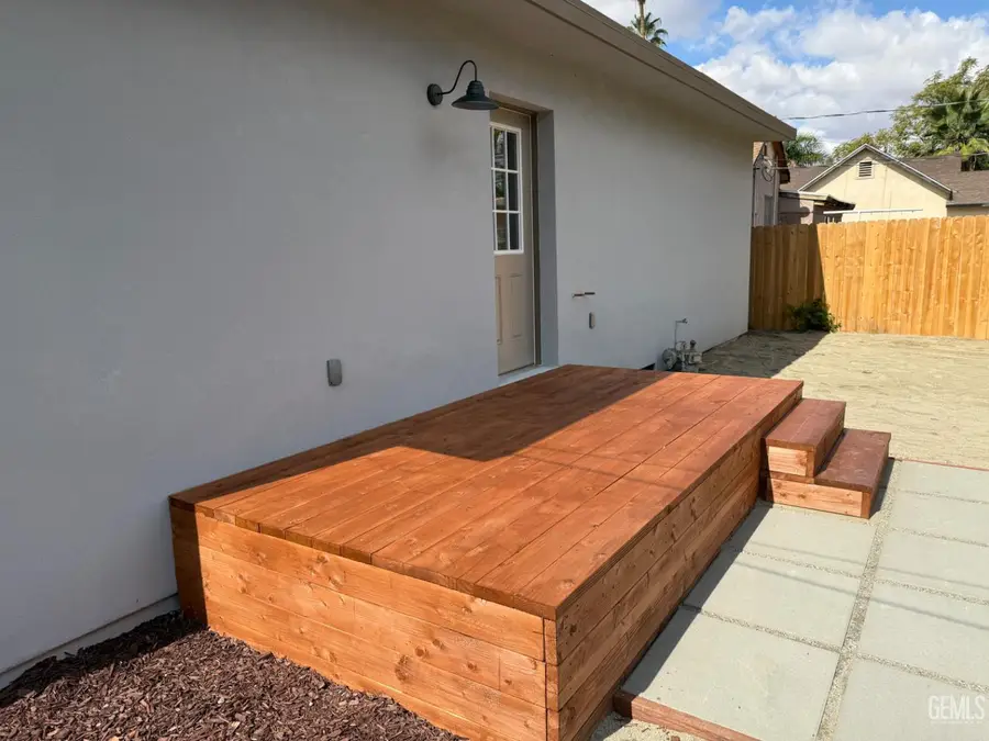 510 DATE STREET, Bakersfield, CA 93308 - Image #3