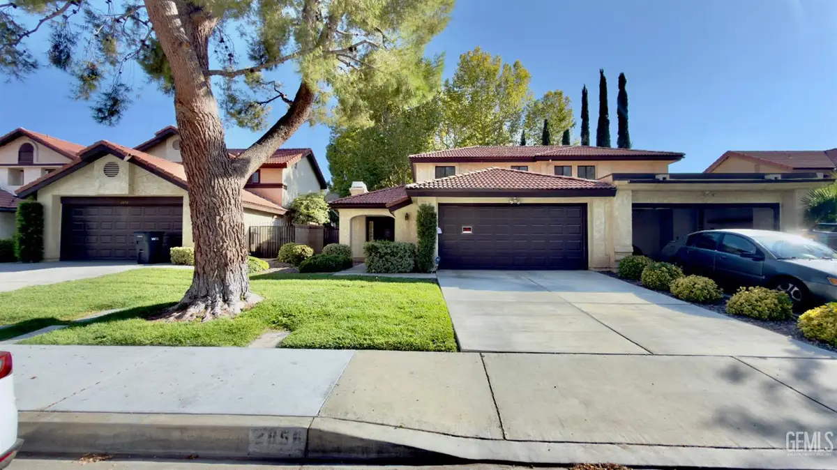 2856 DARTMOUTH DR, Lancaster, CA 93536 - Image #1