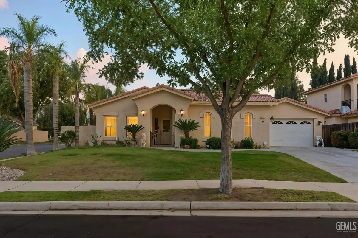 11522 VAUXHALL BRIDGE DRIVE, Bakersfield, CA 93311 - Image #1