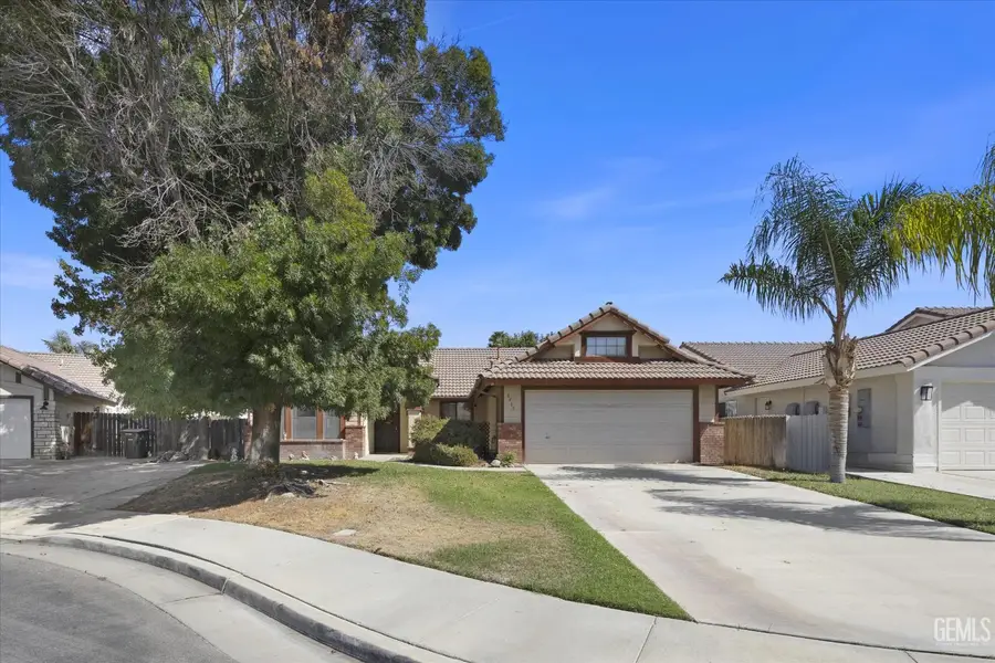 6910 SAFFLOWER COURT, Bakersfield, CA 93313 - Image #3