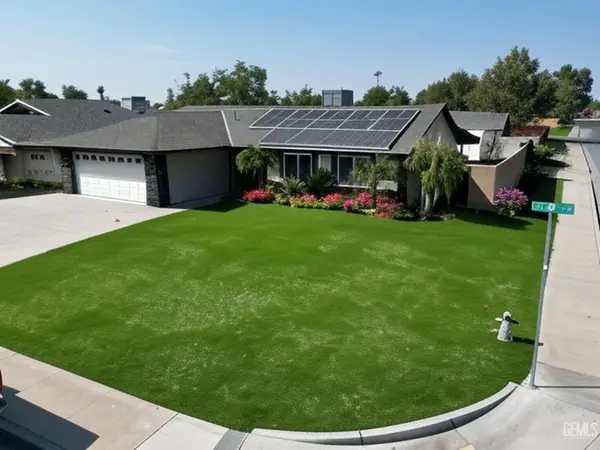 3601 SESAME STREET, Bakersfield, CA 93309