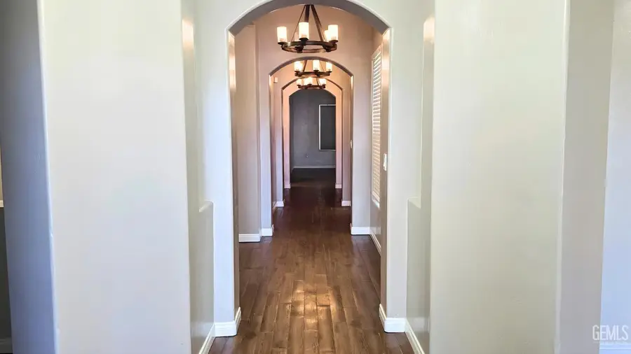 2812 CHISELHURST COURT, Bakersfield, CA 93311 - Image #3
