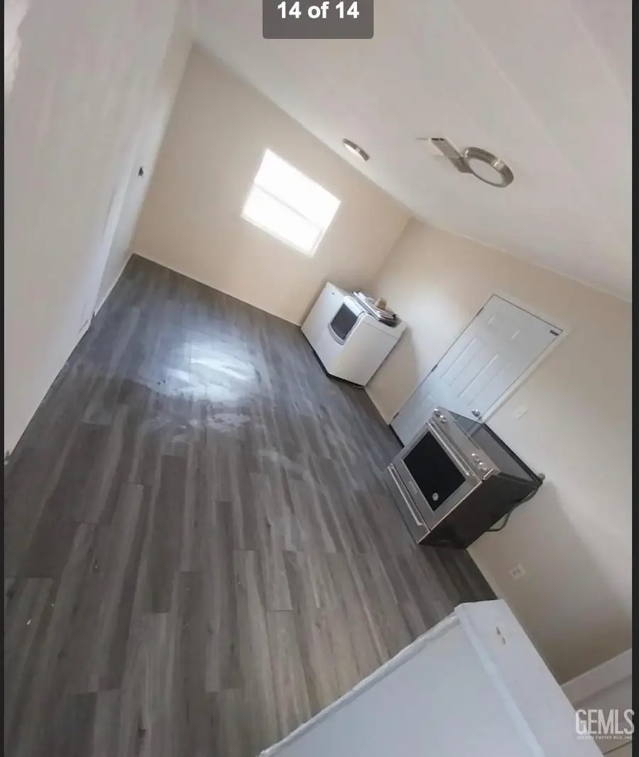 216 PICO STREET, Taft, CA 93268 - Image #2