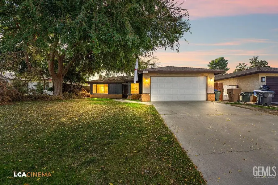 2713 WHITLEY DRIVE, Bakersfield, CA 93309 - Image #2