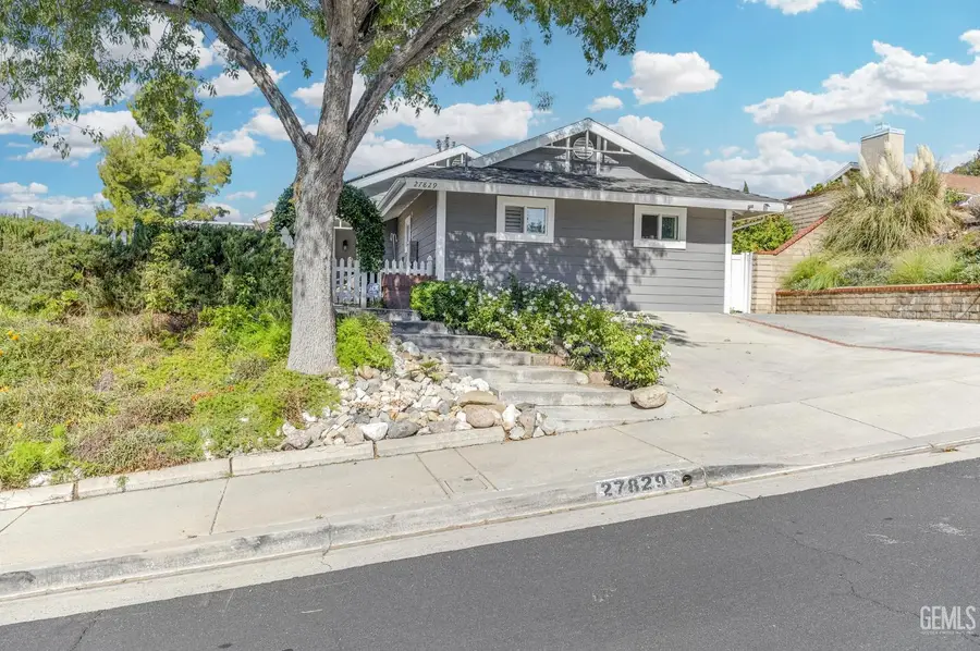 27829 CARNEGIE AVENUE, Santa Clarita, CA 91350 - Image #3