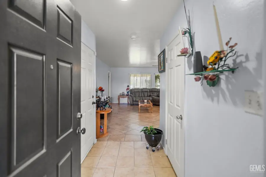 5407 RED WHEAT AVENUE, Bakersfield, CA 93313 - Image #2