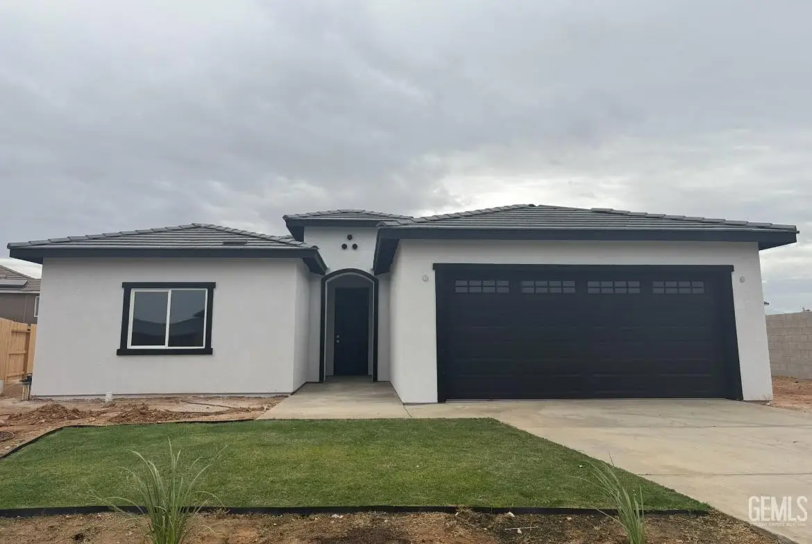 6201 BOUNTIFUL HILLS DRIVE, Bakersfield, CA 93306 - Image #1