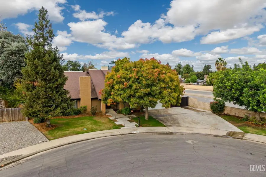 1701 GLENARM COURT, Bakersfield, CA 93309 - Image #3