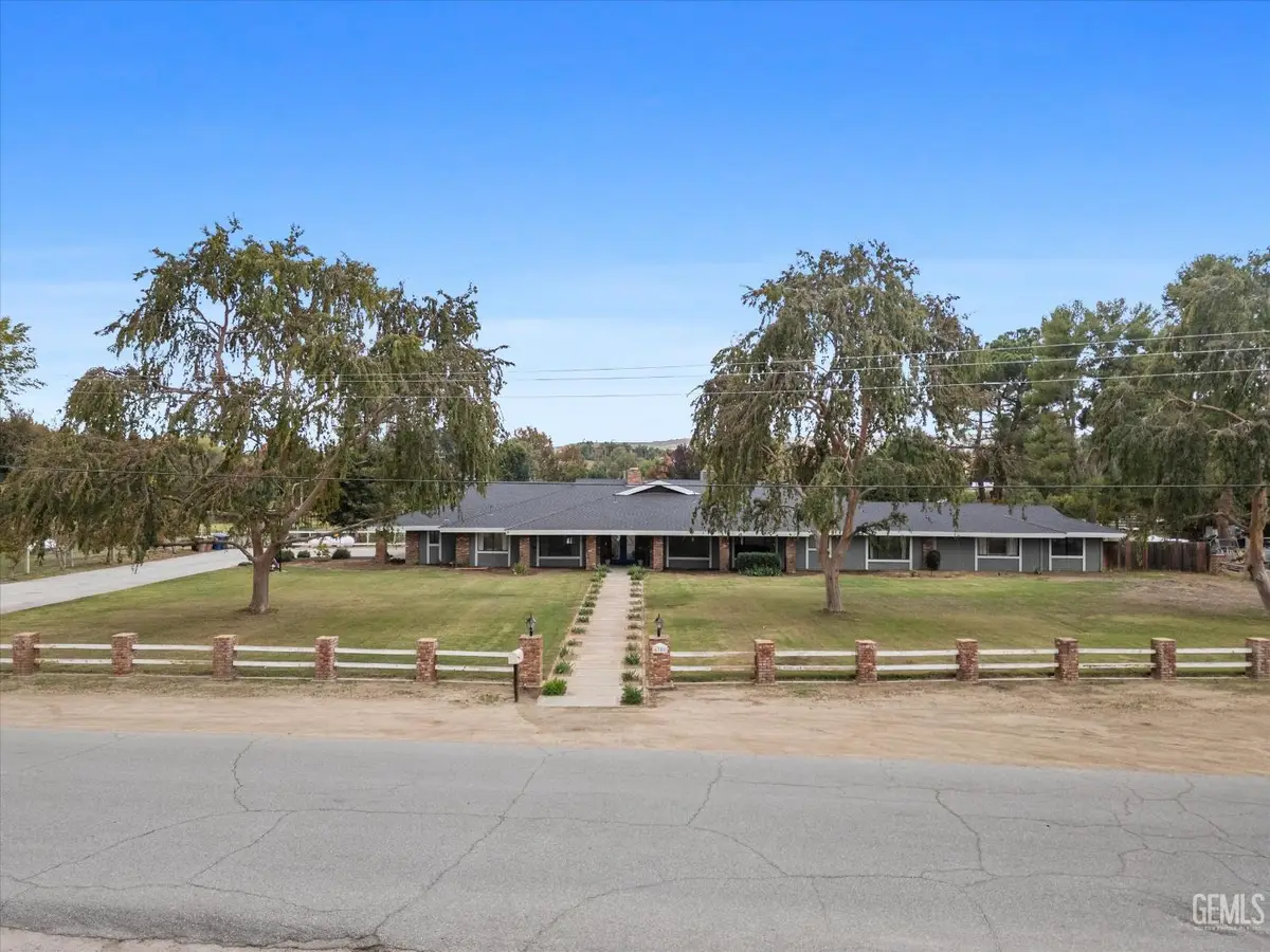 6350 ALFRED HARRELL HIGHWAY, Bakersfield, CA 93308 - Image #1