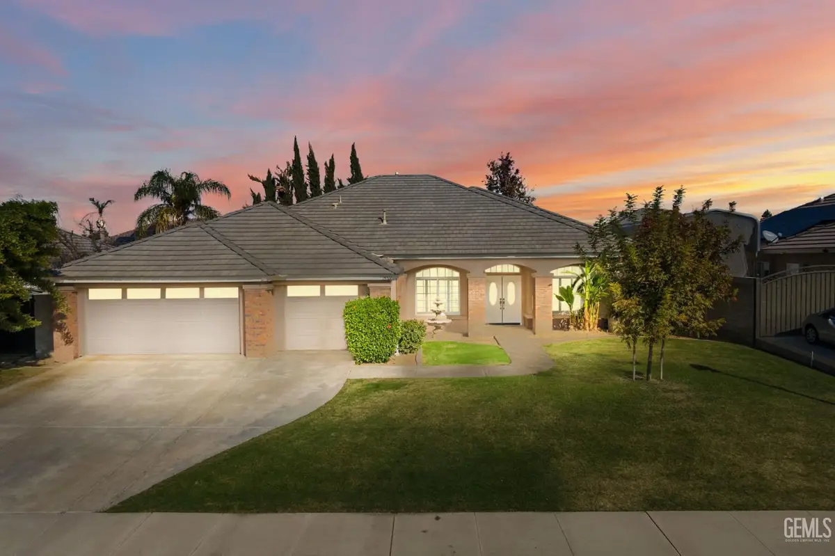 15708 JOSEPH PHELPS AVENUE, Bakersfield, CA 93314 - Image #1