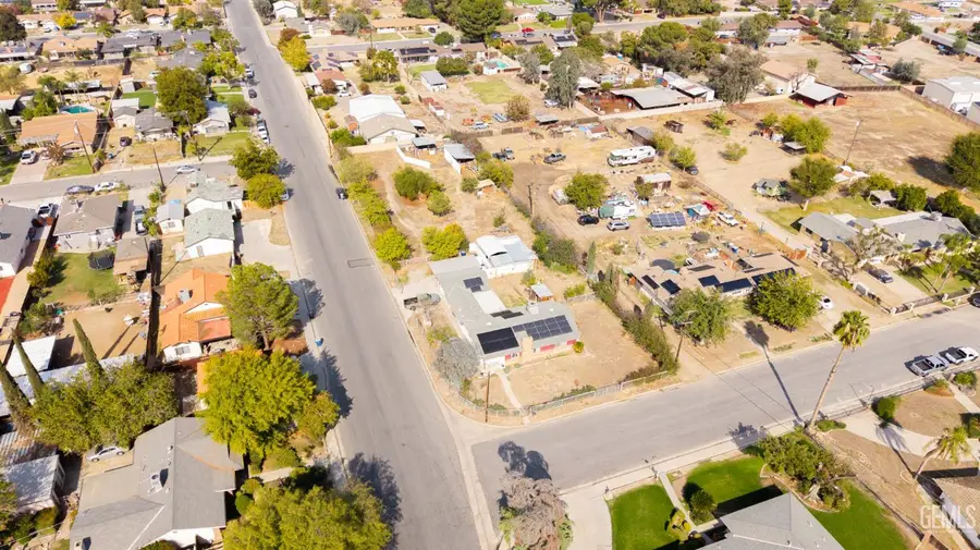 2802 EL BERRENDO AVENUE, Bakersfield, CA 93304 - Image #2