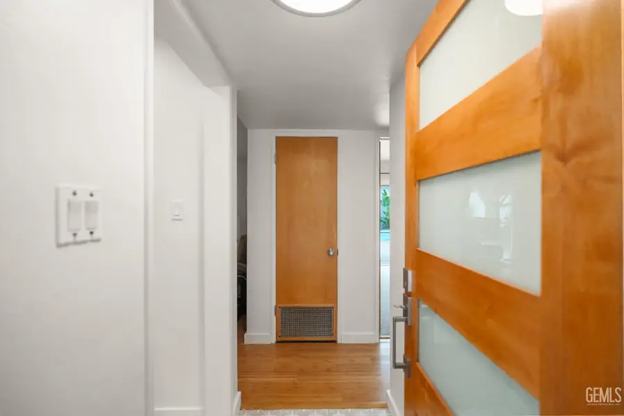 917 2ND STREET, Taft, CA 93268 - Image #2