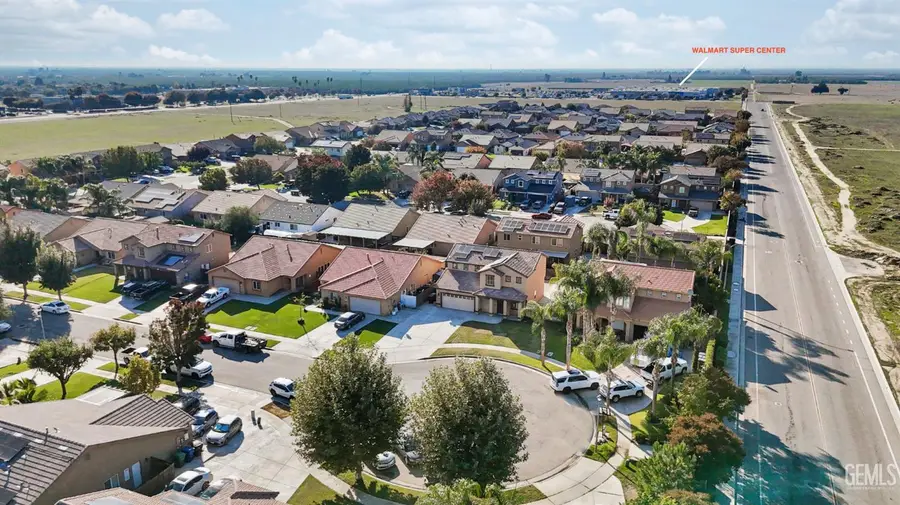 411 GOLDSPIRE, Wasco, CA 93280 - Image #3