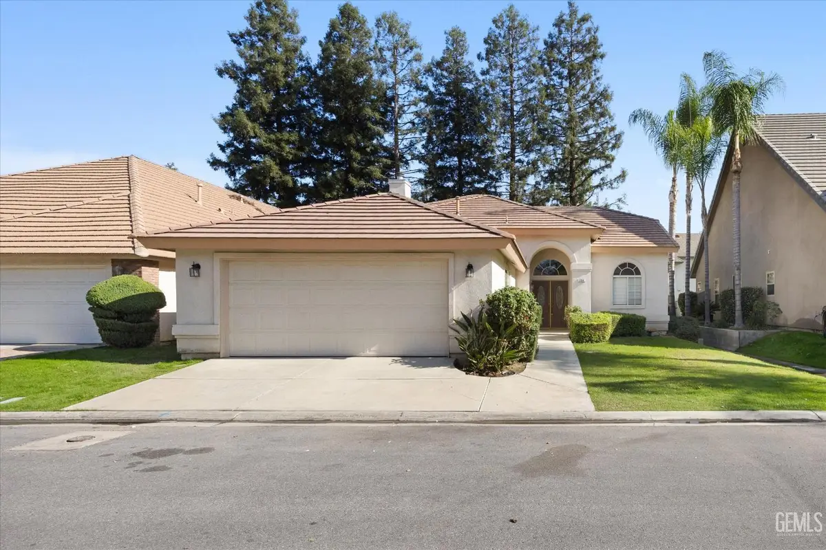 134 STOCKDALE CIRCLE, Bakersfield, CA 93309 - Image #1