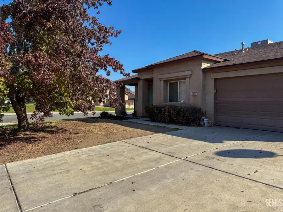 6717 TAMESIDE AVENUE, Bakersfield, CA 93307 - Image #2