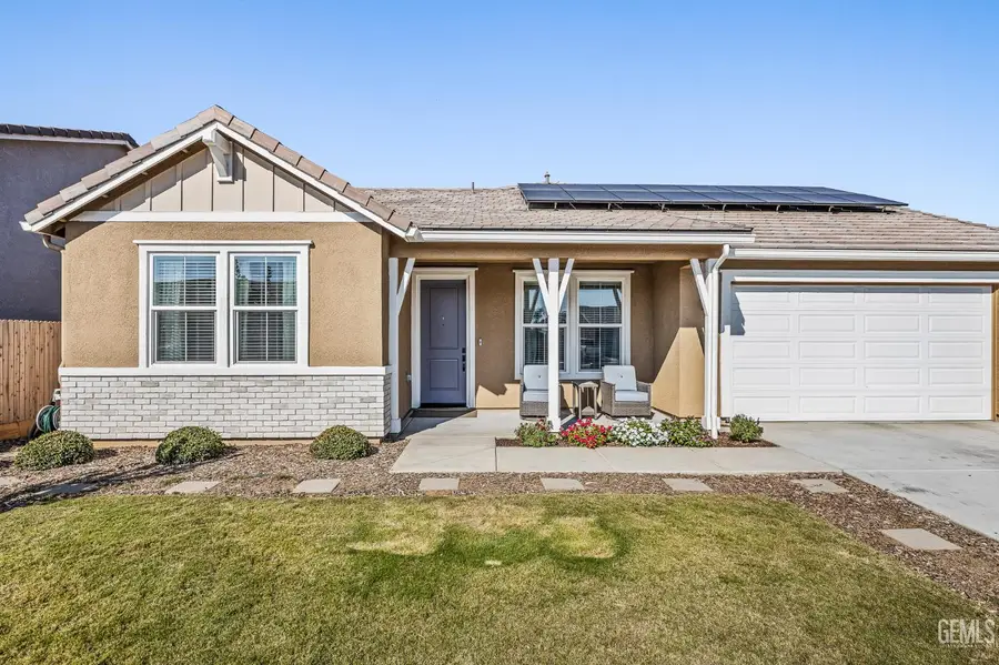 3012 SAND HILLS, Tulare, CA 93274 - #3