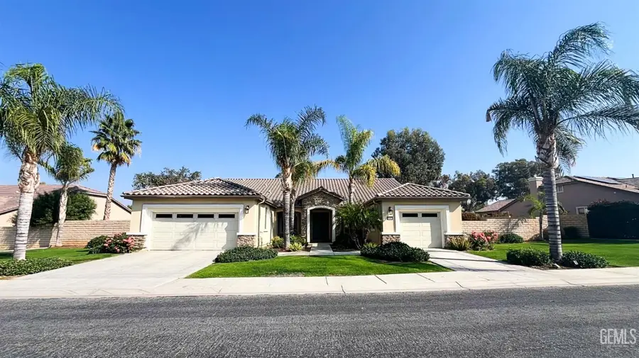 5005 HARTNETT COURT, Bakersfield, CA 93306 - Image #2