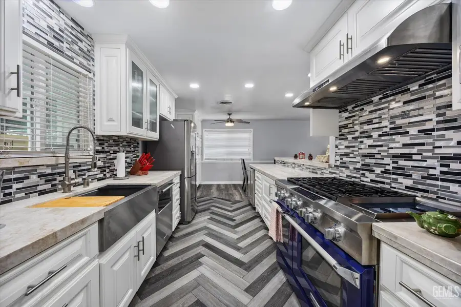 2504 BEX HILL COURT, Bakersfield, CA 93309 - Image #2