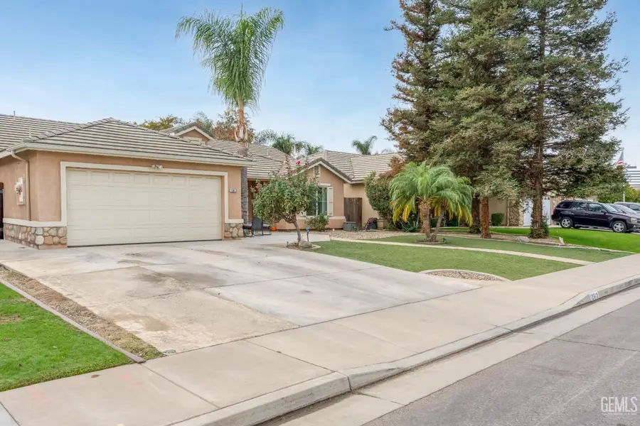 12613 LAVINA AVENUE, Bakersfield, CA 93312 - Image #3