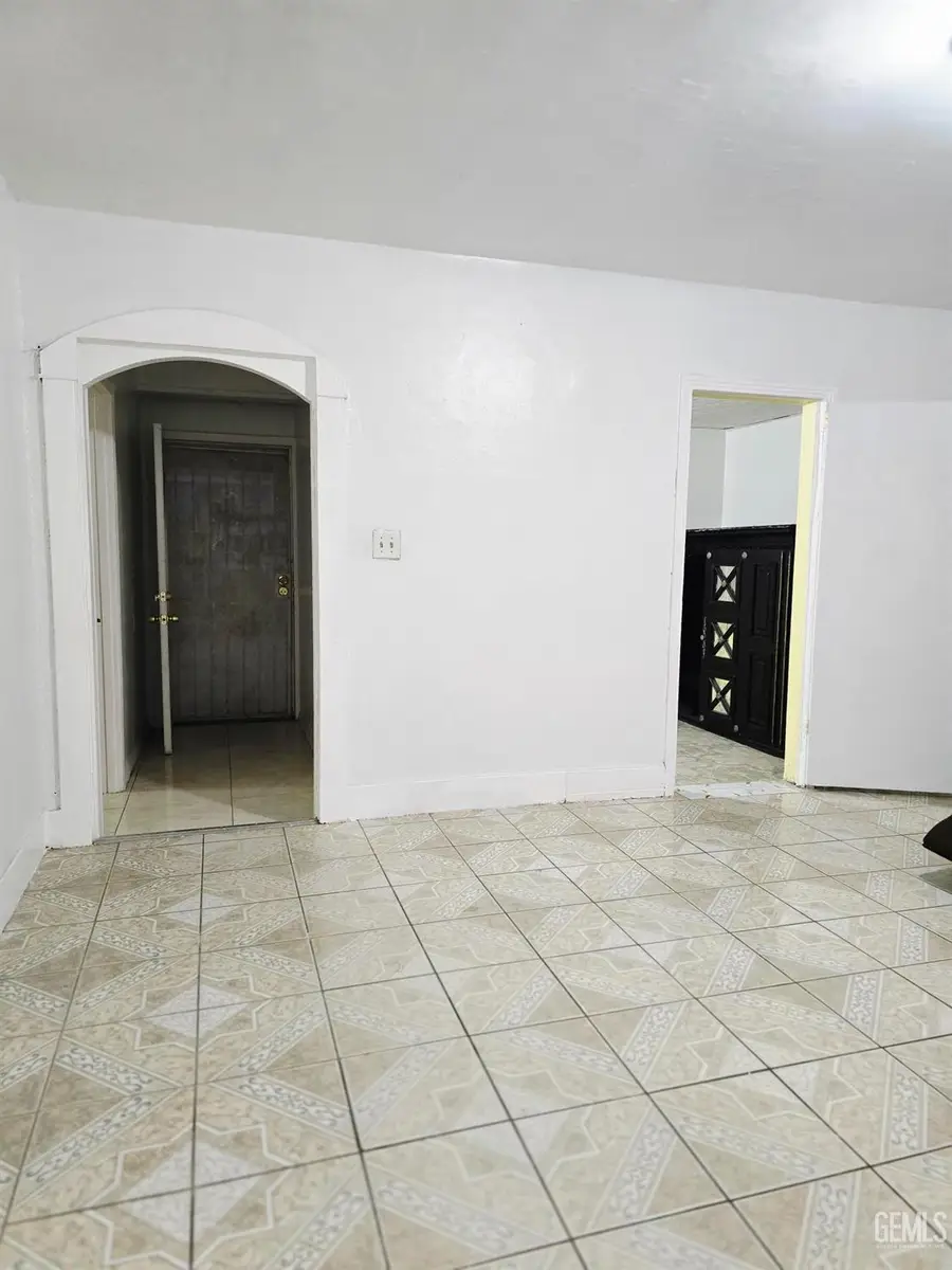 1841 QUINCY STREET, East Bakersfield, CA 93005 - Image #3