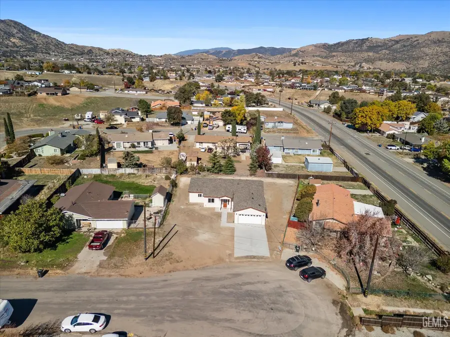 19711 LUANA DRIVE, Tehachapi, CA 93561 - Image #3