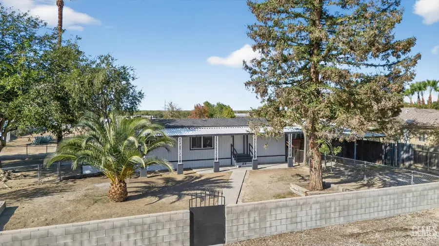 4323 WILLARD STREET, Bakersfield, CA 93314 - Image #2