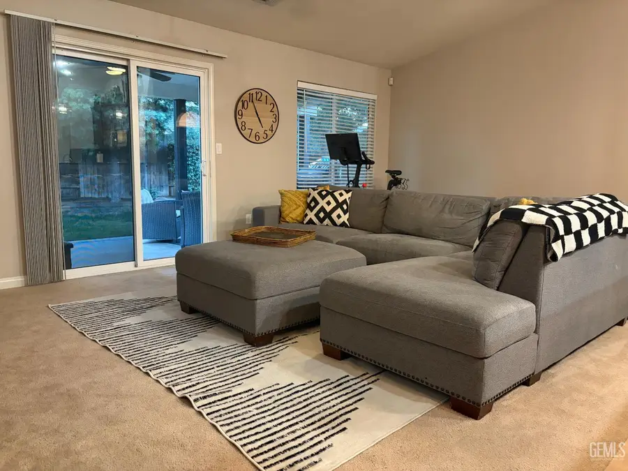 13603 FOYERS FALLS DRIVE DRIVE, Bakersfield, CA 93314 - Image #3