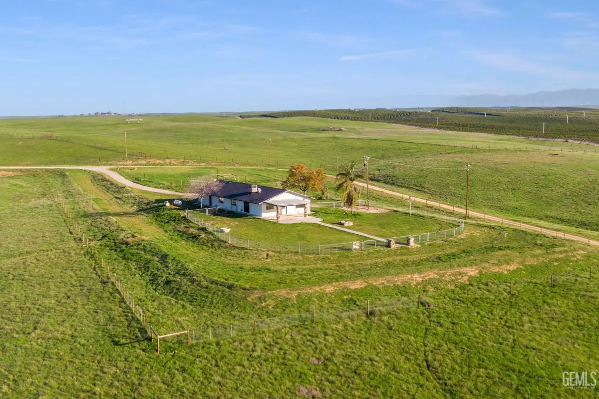 15662 HIGHWAY 65, McFarland, CA 93250 - Image #1