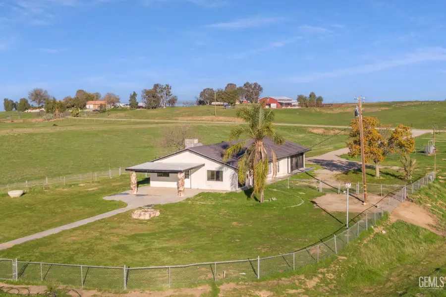 15662 HIGHWAY 65, McFarland, CA 93250 - Image #3