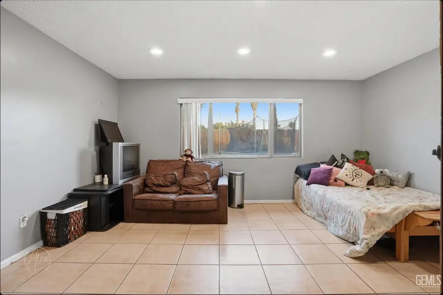 3508 EL ALISAL STREET, Bakersfield, CA 93304 - Image #3